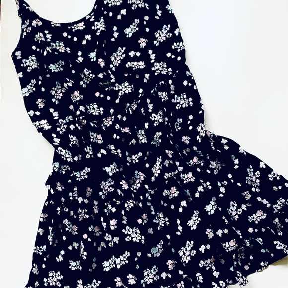 Garage Floral Romper - Picture 4 of 6
